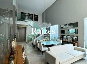Casa · 360m² · 4 Quartos · 4 Vagas · Casa Moderna Mobiliada com 4 Suítes para Locação no Jardim Karaíba em Uberlândia