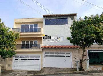 Casa · 370m² · 4 Quartos · 2 Vagas · Casa à venda em Barueri, 4 quartos (2 suítes), 370m² – Ribeiro de Lima