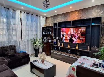 Casa · 96m² · 2 Quartos · 3 Vagas · Casa à venda na Praia Grande (Caiçara) – 2 quartos, suíte, churrasqueira e 3 vagas