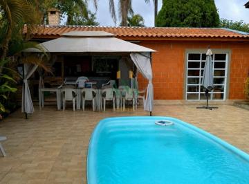 Casa · 3 Quartos · Casa 3 dormitórios