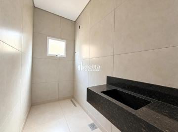 Casa · 240m² · 3 Quartos · 3 Vagas · Casa residencial com 3 quartos sendo 1 suíte disponível para venda no bairro Jardim das Palmeiras em