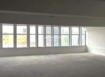 Comercial · 4600m² · 10 Vagas · Prédio à venda no Centro