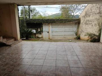 Casa · 240m² · 4 Quartos · Casa a venda no Centro de Guararema