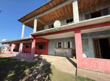 Casa · 550m² · 6 Quartos · Casa à venda no Bairro D'Ajuda em Guararema - SP