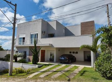 Casa · 365m² · 3 Quartos · 4 Vagas · Sobrado Alto Padrão para locação dentro do Condomínio Lago Dourado - Jacareí - SP
