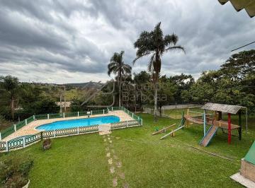 Rural · 2300m² · 6 Quartos · 4 Vagas · Chácara em Mairiporã