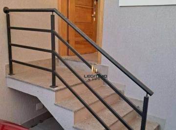 25063dda2cf5af85f0c9660f9cad0c3079302cae · Sobrado novo à venda na Vila Nina com 100m², 2 dormitórios, suíte com terraço, quintal e 1 vaga. Aca