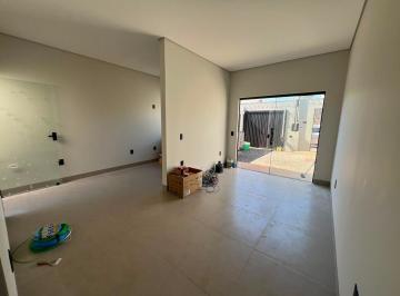 Casa · 75m² · 3 Quartos · 2 Vagas · Casa à venda no bairro Santa Rosa - Uberlândia - MG