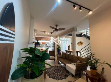 Casa · 143m² · 3 Quartos · 2 Vagas · Casa à venda em Condomínio pé na areia no bairro Maitinga em Bertioga/SP