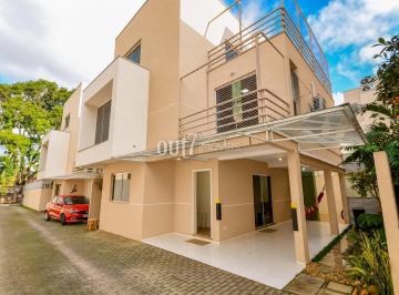 Casa · 181m² · 3 Quartos · 2 Vagas · Sobrado em condomínio no Bacacheri!