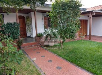 Casa · 150m² · 2 Quartos · Casa para venda em Centro de 150.00m² com 2 Quartos