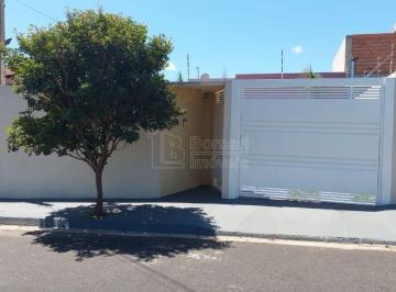 Casa · 122m² · 3 Quartos · 4 Vagas · Casa para alugar em Vila Harmonia de 122.00m² com 3 Quartos, 1 Suite e 4 Garagens