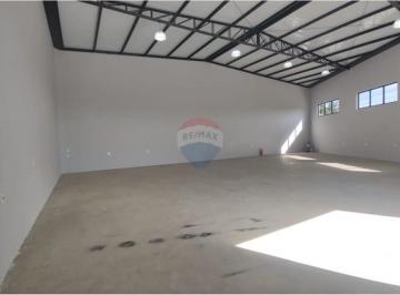 Comercial · 227m² · 8 Vagas · Galpão / Depósito / Armazém para alugar em Conjunto Habitacional Parque Itajaí de 227.43m² com 8 Gar