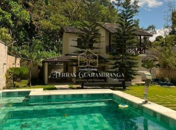Casa · 180m² · 4 Quartos · 4 Vagas · Casa com 4 Suites, Piscina e Area de Lazer Completa na Serra