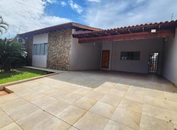Casa · 250m² · 4 Quartos · 3 Vagas · Casa para alugar em Londrina, Santos Dumont, com 4 quartos, com 250 m²