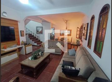 Casa · 350m² · 5 Quartos · 1 Vaga · Casa para Aluguel - Centro, 5 Quartos,  350 m² - Rio das Ostras