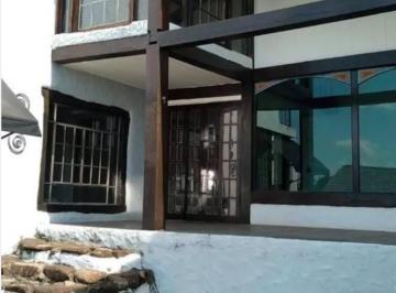Casa · 490m² · 5 Quartos · 4 Vagas · Casa para venda em Aldeia Da Serra de 490.00m² com 5 Quartos e 4 Garagens