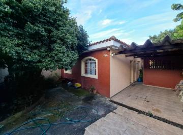 Casa · 125m² · 3 Quartos · 3 Vagas · Casa para venda em Jardim Europa de 124.60m² com 3 Quartos e 3 Garagens
