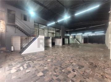 Comercial · 658m² · 3 Vagas · Galpão / Depósito / Armazém para alugar em Jardim Alvinópolis de 658.00m² com 3 Garagens