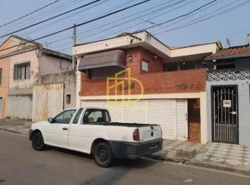 Casa · 320m² · 6 Quartos · 2 Vagas · Casa para alugar em Vila Augusta de 320.00m² com 6 Quartos, 4 Suites e 2 Garagens