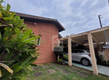 Casa · 114m² · 2 Quartos · 1 Vaga · Casa para alugar em Centro de 114.00m² com 2 Quartos e 1 Garagem