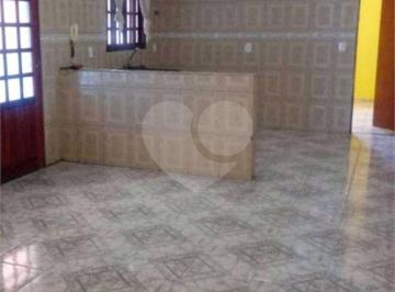 Casa · 180m² · 4 Quartos · 2 Vagas · Sobrado para venda em Bairro Inválido de 180.00m² com 4 Quartos, 1 Suite e 2 Garagens