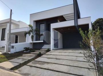 Casa · 226m² · 3 Quartos · Casa de Condomínio para venda em Bairro Inválido de 226.00m² com 3 Quartos e 2 Suites