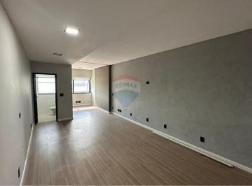 Comercial · 38m² · Sala Comercial para alugar em Lagos De Santa Helena de 38.00m²