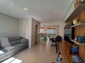 Casa · 95m² · 3 Quartos · 2 Vagas · Casa de Condomínio para venda em Gramado de 95.00m² com 3 Quartos, 1 Suite e 2 Garagens