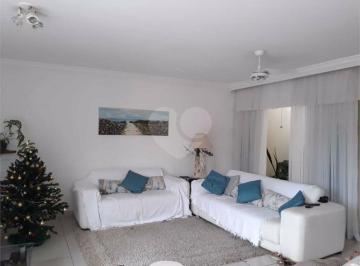 Casa · 228m² · 3 Quartos · 4 Vagas · Casa para venda em Jardim Messina de 228.00m² com 3 Quartos, 1 Suite e 4 Garagens