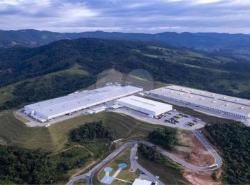 Comercial · 9305m² · 17 Vagas · Galpão / Depósito / Armazém para alugar em Bairro Inválido de 9305.00m² com 17 Garagens