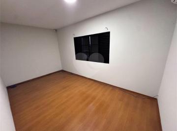 Casa · 216m² · 3 Quartos · 4 Vagas · Casa para venda em Cidade Luiza de 216.00m² com 3 Quartos, 1 Suite e 4 Garagens