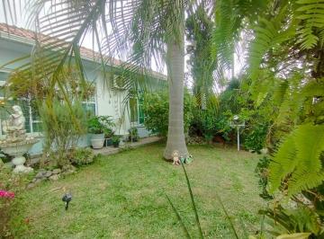 Casa · 160m² · 2 Quartos · 3 Vagas · Casa para venda em Xaxim de 160.00m² com 2 Quartos, 1 Suite e 3 Garagens