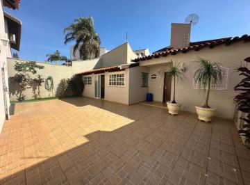 Casa · 289m² · 4 Quartos · 2 Vagas · Casa para venda em Jardim Primavera de 289.00m² com 4 Quartos, 3 Suites e 2 Garagens