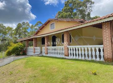 Rural · 2000m² · 3 Quartos · Chácara à Venda em Toledo/MG com 2.000 m² com Piscina, Pomar e Varanda!