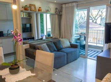 Apartamento · 61m² · 2 Quartos · 1 Vaga · Apartamento à venda no Hugo Lange com 2 quartos, suíte, sacada e garagem | Curitiba