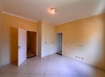 Apartamento en Aluguel de 3 quartos Jardim das Rosas · Apartamento para alugar em Jardim Das Rosas de 226.00m² com 3 Quartos, 1 Suite e 2 Garagens