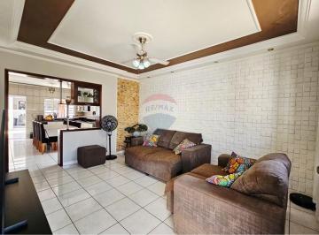 Casa · 155m² · 2 Quartos · 4 Vagas · Casa para venda em Jardim Terras De Santo Antônio de 155.30m² com 2 Quartos, 1 Suite e 4 Garagens