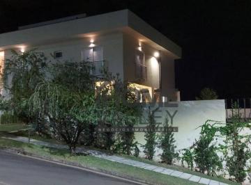 Casa · 500m² · 4 Quartos · 6 Vagas · Casa de Condomínio para alugar em Chácaras Silvania de 500.00m² com 4 Quartos, 4 Suites e 6 Garagens