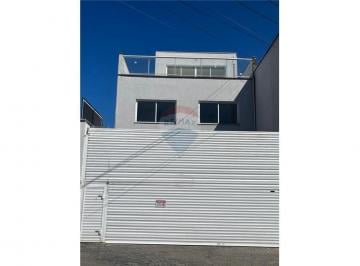 Comercial · 100m² · 2 Vagas · Sala Comercial para alugar em Centro de 100.00m² com 2 Garagens
