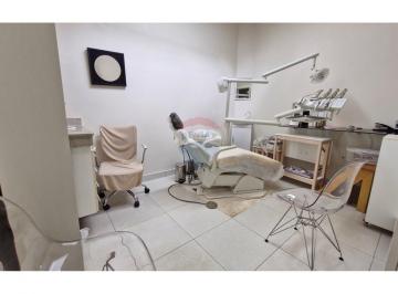 Comercial · 12m² · 1 Vaga · Sala Comercial para alugar em Vila Seixas de 12.00m² com 1 Garagem