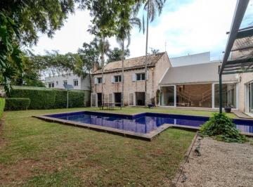a2810bf7-dd78-451e-822d-28711ffbac16 · Elegante casa para venda em Chácara Santo Antônio (Zona Sul) com 4 quartos, sendo 3 suítes, 552m²