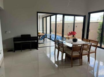 Casa · 245m² · 3 Quartos · 4 Vagas · Casa de Condomínio para venda em Samambaia Parque Residencial de 245.00m² com 3 Quartos, 3 Suites e 