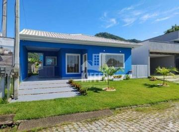 CASA CONDOMINÍO · Casa com 3 quartos para alugar, 100 m² por R$ 4.577/mês - São José de Imbassai - Maricá/RJ