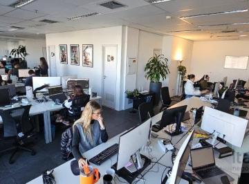 a7c0a9b9c1636e11fc75965f981ca15c72291300 · Sala à venda, 173 m² por R$ 2.210.000 - Alphaville - Barueri/SP
