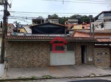d62aacef3b8e83ce375cada5f511f0e445a7b508 · Casa com 4 dormitórios para alugar, 200 m² por R$ 3.433,34/mês - Jardim Adelina - Cotia/SP