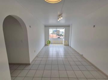 fa125a579b510769e95829c95d893ac8a385cd07 · Apartamento para alugar com 3 quartos em Florianópolis.