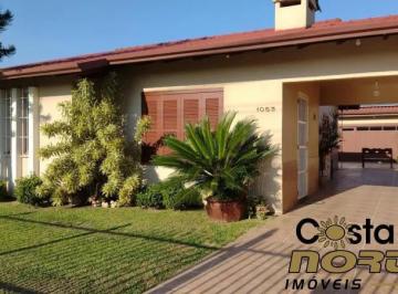 Casa · 162m² · 5 Quartos · 2 Vagas · Casa Mobiliada com Piscina em Tramandaí