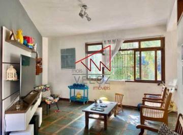 Apartamento · 219m² · 5 Quartos · Casa muito grande na Rua das Acácias