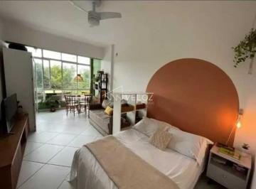 Apartamento · 32m² · Kitnet/Conjugado : / Residencial / Flamengo